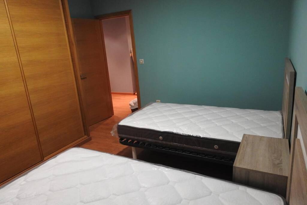 Apartamento De 4 Dormitorios En Камаріньяс Екстер'єр фото